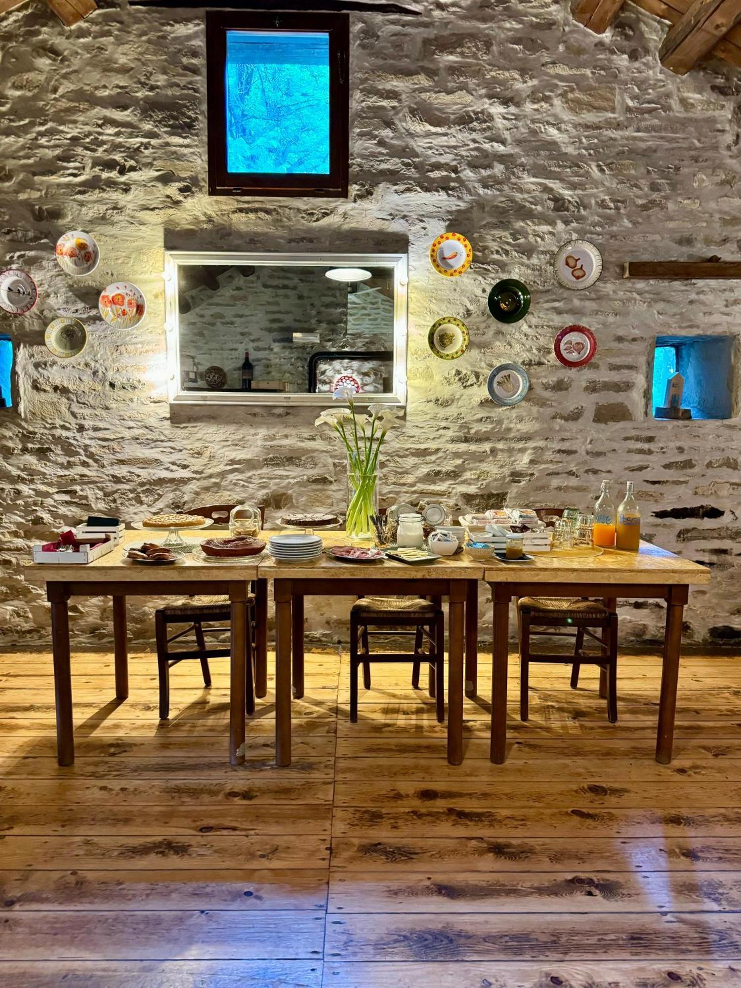 בניו די רומניה Albergo Ristorante Ca Di Veroli מראה חיצוני תמונה